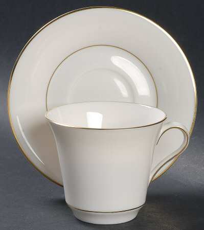 Concerto Flat Cup & Saucer Set
