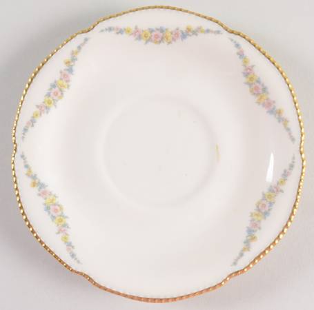 Crown Wreath Saucer