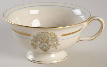 Dorset Footed Cup