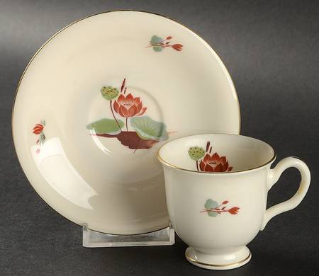 Lotus Footed Demitasse Cup & Saucer Set