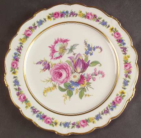 Manor Scalloped Luncheon Plate by Castleton (USA)