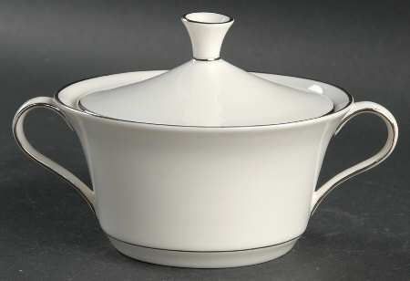Overture Sugar Bowl & Lid