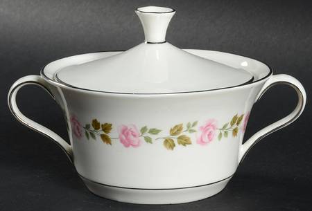 Picardy Sugar Bowl & Lid