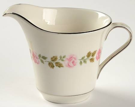 Picardy Creamer