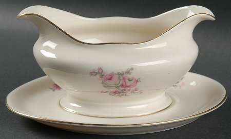 Rosalie Gravy Boat with Attached Underplate