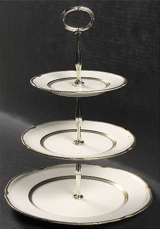 Royal 13 7/8"-14 1/4" 3-Tiered Serving Tray(DP,SP,BB) HC