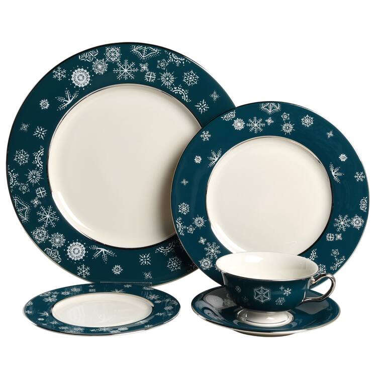 Snowflake 5 Piece Place Setting by Castleton (USA)