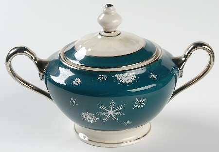 Snowflake Sugar Bowl & Lid