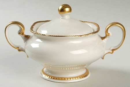 Sovereign Sugar Bowl & Lid by Castleton (USA)