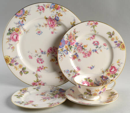 Sunnybrooke 5 Piece Place Setting
