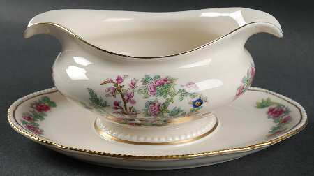 Tree of India Gravy Boat with Attached Underplate
