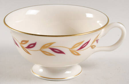 Victoria Footed Cup