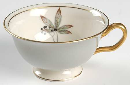 Woodmere Footed Cup