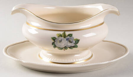 York Rose Gravy Boat with Attached Underplate