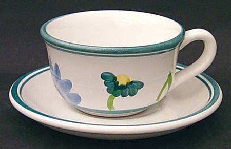 Arioso Flat Cup & Saucer Set