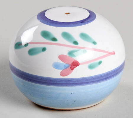 Blue Garland Salt Shaker