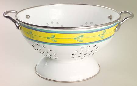 Carousel Metal Colander
