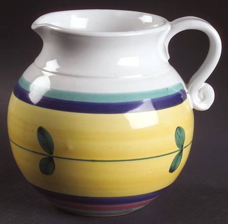 Carousel 40 Oz Pitcher