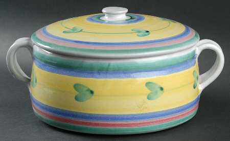 Carousel 3 Quart Round Covered Casserole