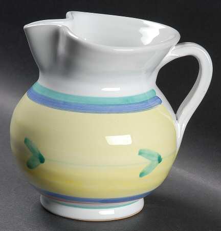Carousel 32 Oz Pitcher