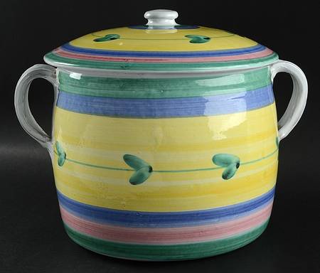 Carousel Bean Pot & Lid