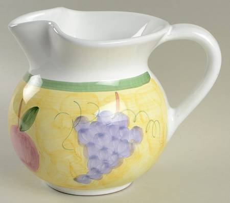 Frutta 32 Oz Pitcher