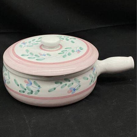 Pink Garland 1 Qt Round Covered Casserole