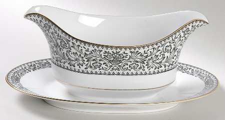 Castile Gravy Boat with Attached Underplate
