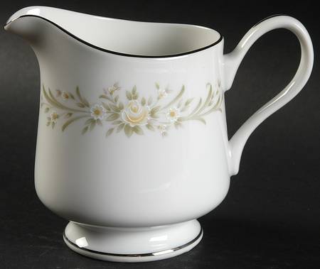 Eloquence Creamer