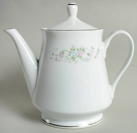 Corsage Teapot & Lid