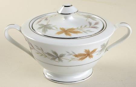 Delwood Sugar Bowl & Lid