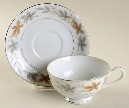 Delwood Footed Cup & Saucer Set