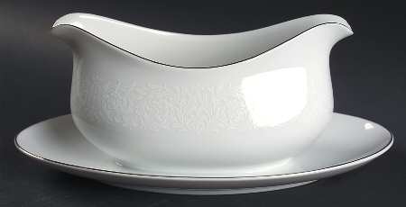 Plymouth Gravy Boat with Attached Underplate