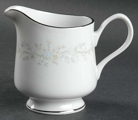 Remembrance Creamer