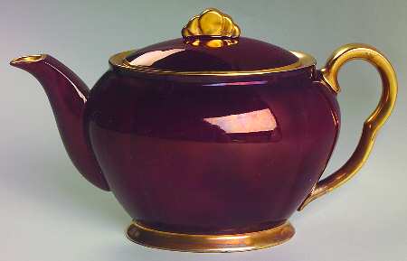 Rouge Royale Small Teapot & Lid
