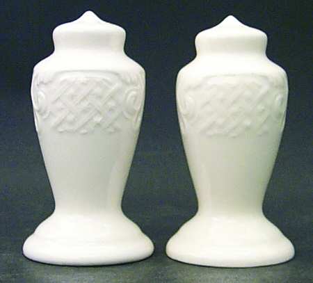 American Traditional Salt & Pepper Set