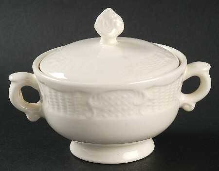 American Traditional Sugar Bowl & Lid