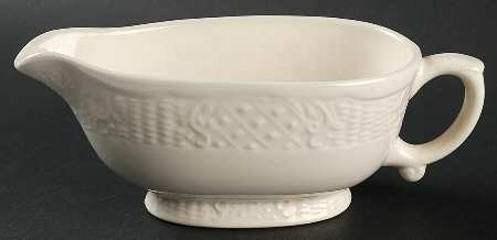 American Traditional Gravy Boat