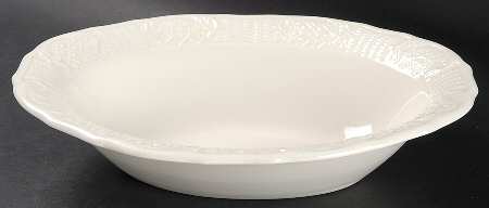 American Traditional 9" Oval Vegetable Bowl