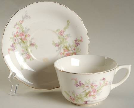 CAN19 Flat Cup & Saucer Set