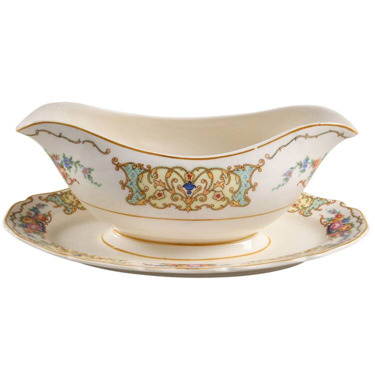 CAN4 Gravy Boat with Attached Underplate