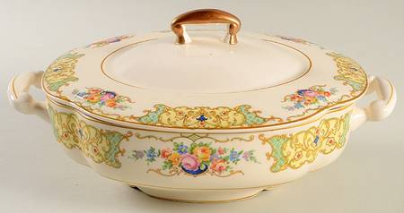 CAN4 Oval Covered Vegetable
