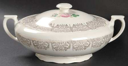 CAN52 Round Covered Vegetable