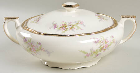 Heather Round Covered Vegetable