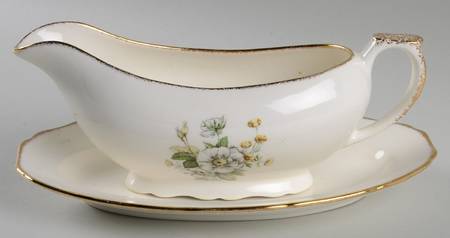Linda Gravy Boat & Underplate/Relish