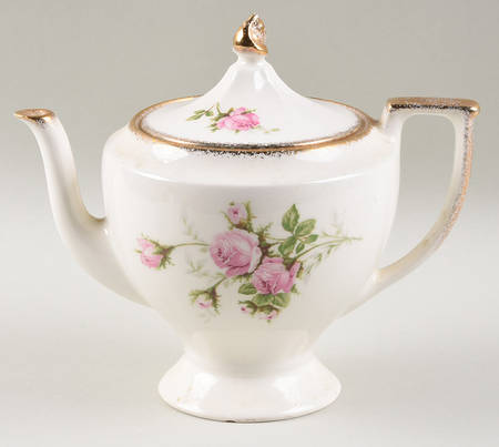 Modern Priscilla Teapot & Lid