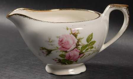 Modern Priscilla Creamer
