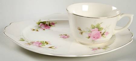 Moss Rose (Solid Gold Trim) Snack Plate & Cup Set