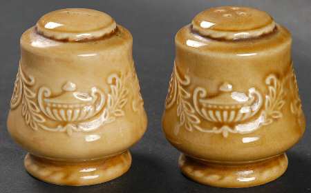 Regency Yellow Gold Salt & Pepper Set