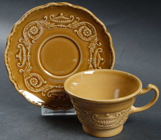 Regency Yellow Gold Flat Cup & Saucer Set